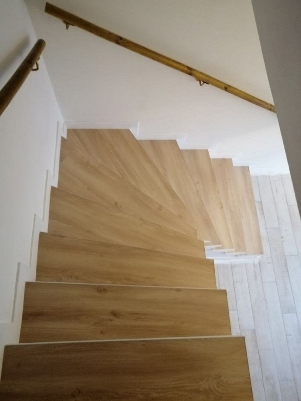 Rénovation et relooking d escalier.