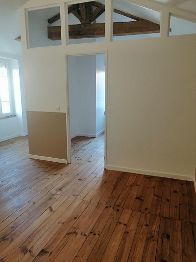 Rénovation de parquet ancien.